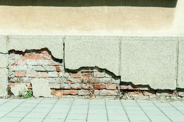 Cost of Foundation Damage Repair in Wesley Chapel