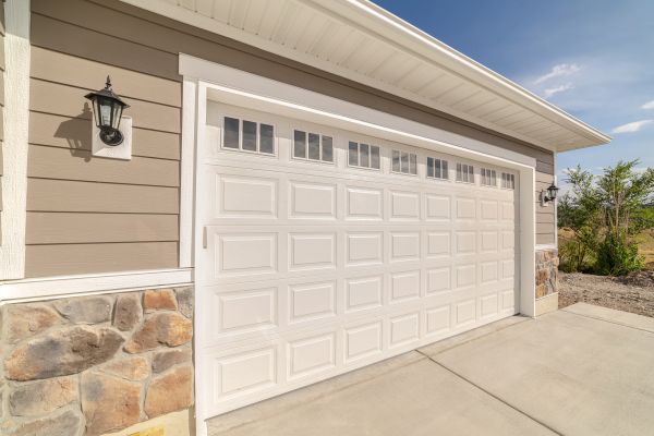 Garage Lifting in Wesley Chapel